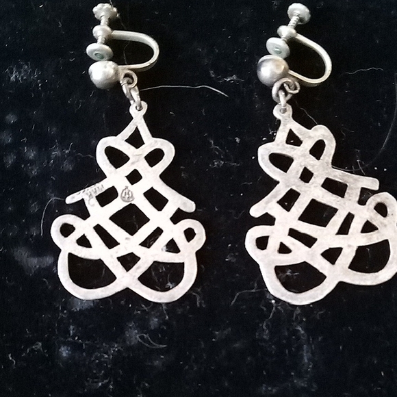 Silver 925 Celtic Knot Drop Clip-On Earrings